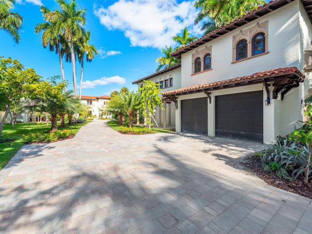 Продажа дома по адресу 49 Palm Ave - фото 5515924