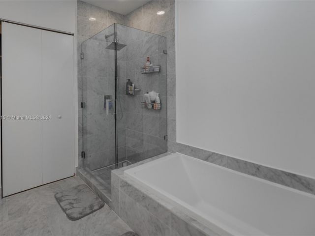 Продажа квартиры #5309 - фото 5622026