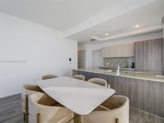 Продажа квартиры #5309 - фото 5622033