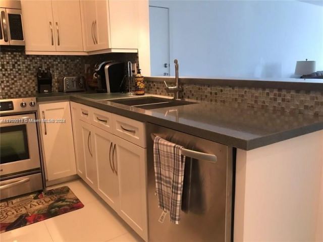 Продажа квартиры #1108 - фото 6085478