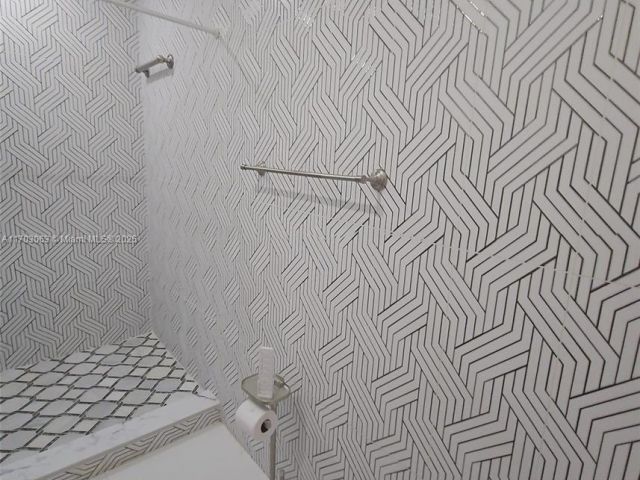 Продажа дома по адресу 15700 SW 202nd Ave - фото 6227802