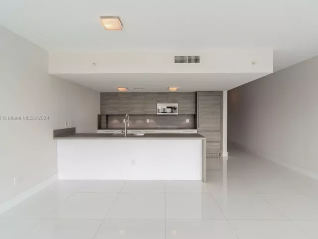 Продажа квартиры #919 - фото 5663051