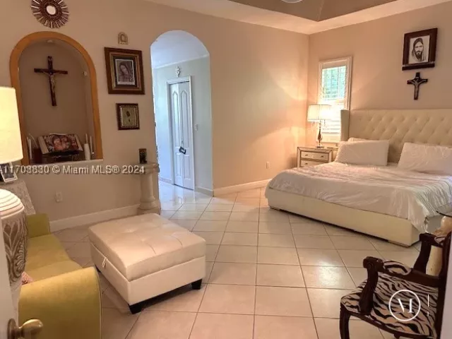 Продажа дома по адресу 10601 SW 128th St - фото 9120606