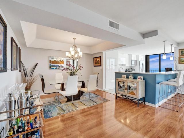 Продажа квартиры #8B - фото 6251440