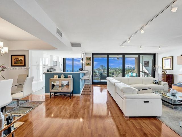 Продажа квартиры #8B - фото 6251453