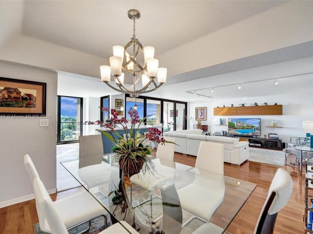 Продажа квартиры #8B - фото 6251456