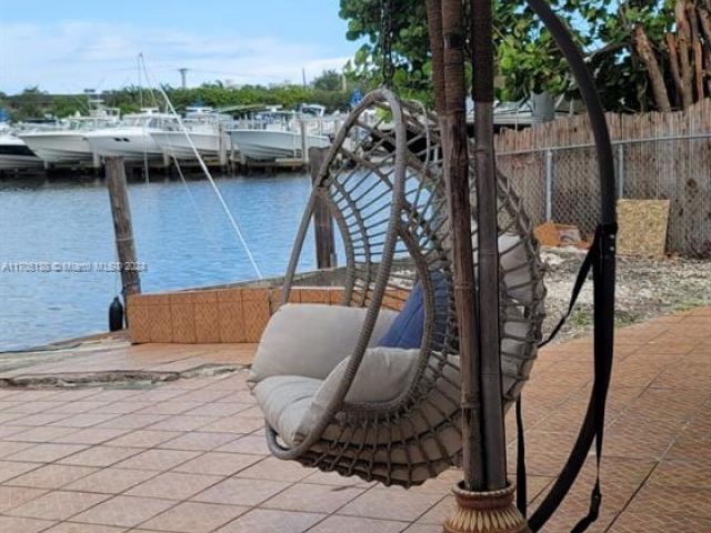 Продажа дома по адресу  - фото 6076041