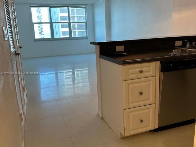 Продажа квартиры #1603 - фото 5634743