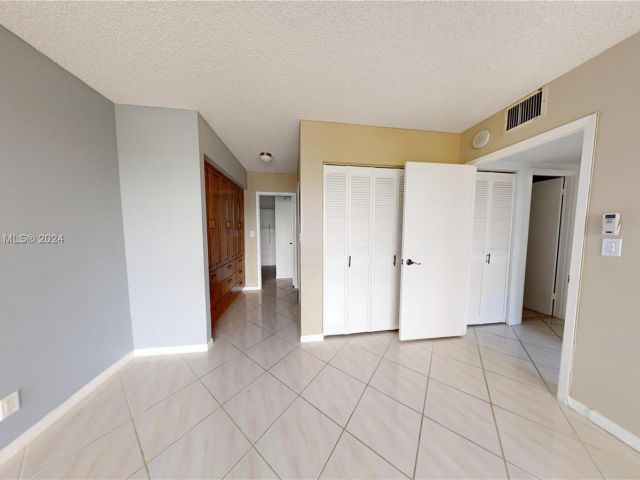 Продажа квартиры #417 - фото 5679778