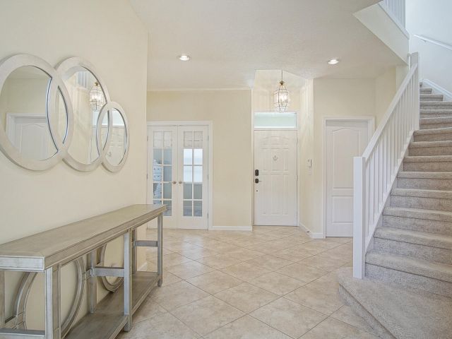 Дом в аренду по адресу 8176 Quail Meadow Way - фото 6057014