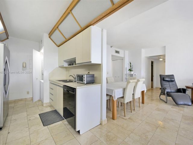 Продажа квартиры #14C - фото 5557755