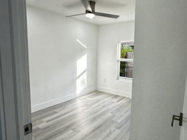 Продажа дома по адресу 254 NW 57th Ct - фото 6100135