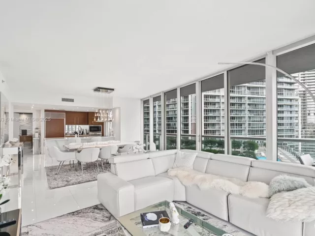 Продажа квартиры #1702 - фото 5717230