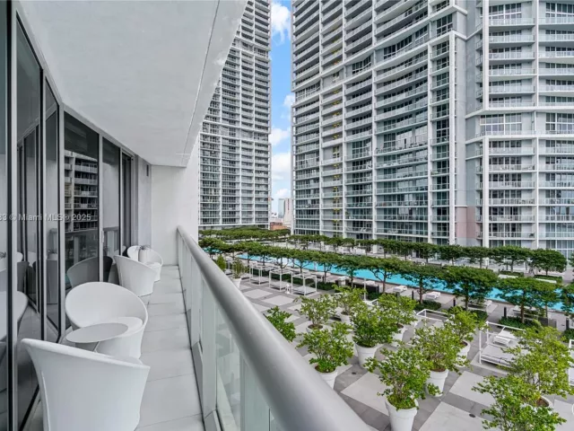 Продажа квартиры #1702 - фото 5717236