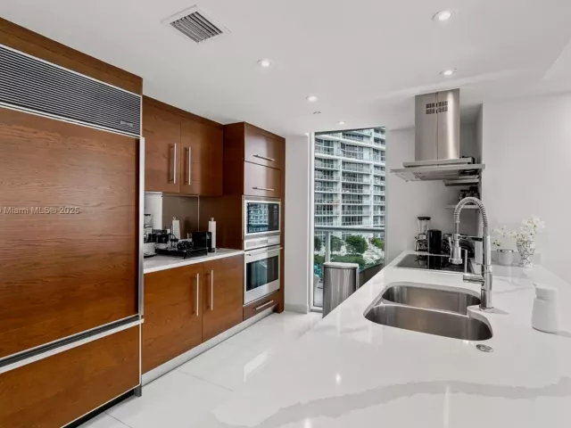 Продажа квартиры #1702 - фото 5717224