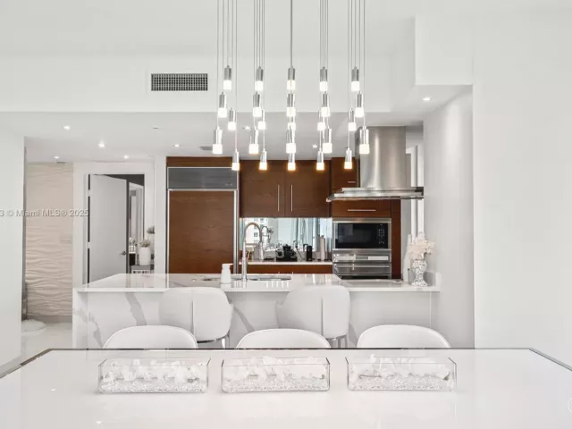 Продажа квартиры #1702 - фото 5717220