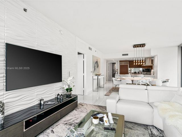 Продажа квартиры #1702 - фото 5717228