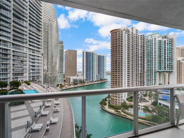 Продажа квартиры #1702 - фото 5717237