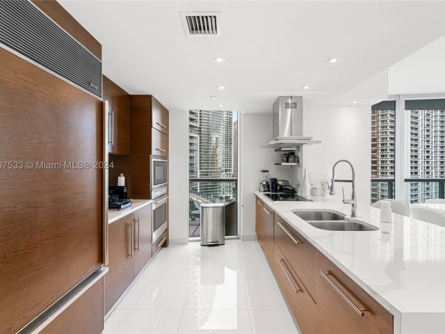 Продажа квартиры #1702 - фото 8307952