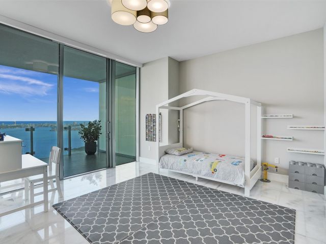 Продажа квартиры #4702 - фото 5809015