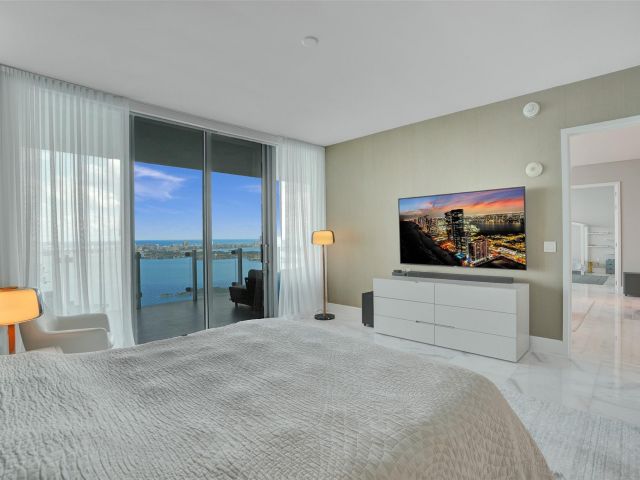 Продажа квартиры #4702 - фото 5809019