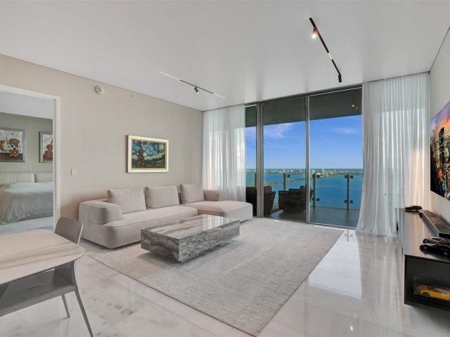 Продажа квартиры #4702 - фото 5809023