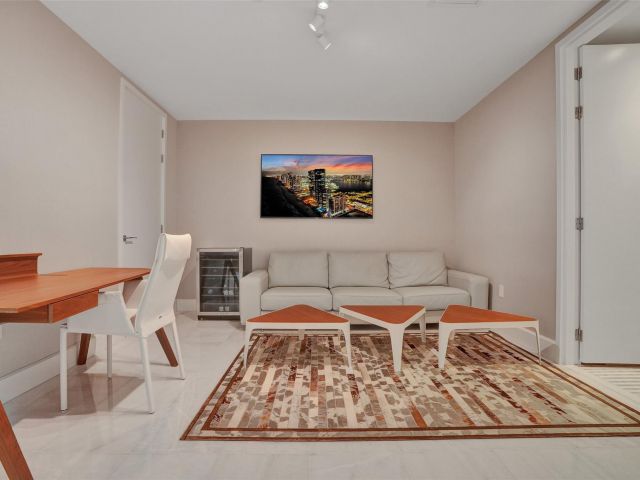 Продажа квартиры #4702 - фото 5809028