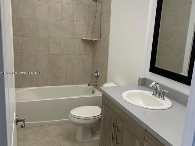 Продажа дома по адресу 20962 NW 1st Dr 20962 - фото 5828416