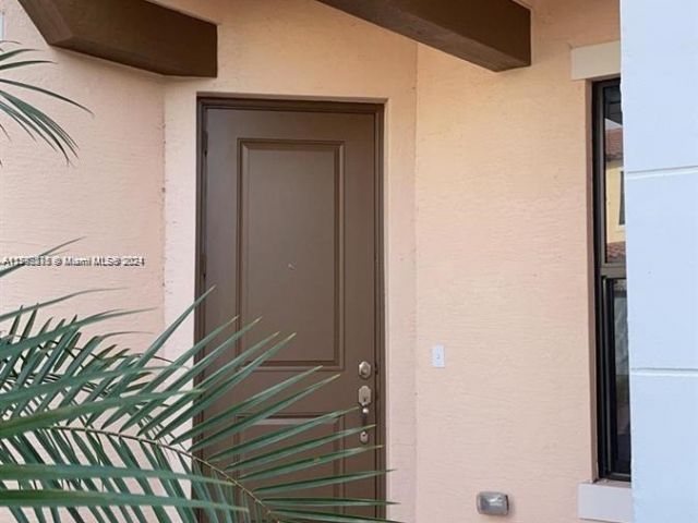 Продажа дома по адресу 20962 NW 1st Dr 20962 - фото 5828423