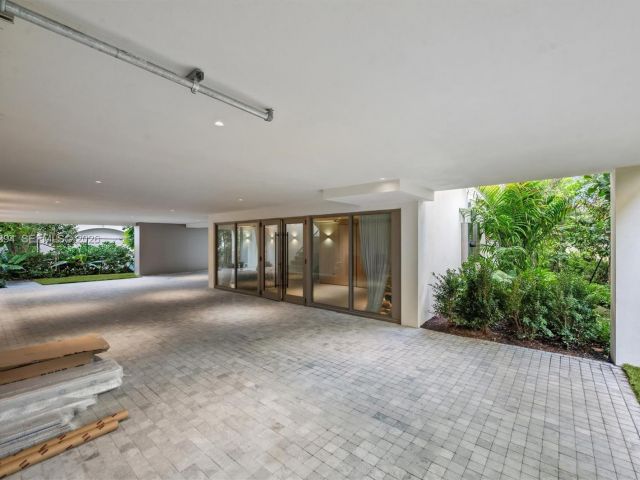 Дом в аренду по адресу 424 W Rivo Alto Dr - фото 7523496