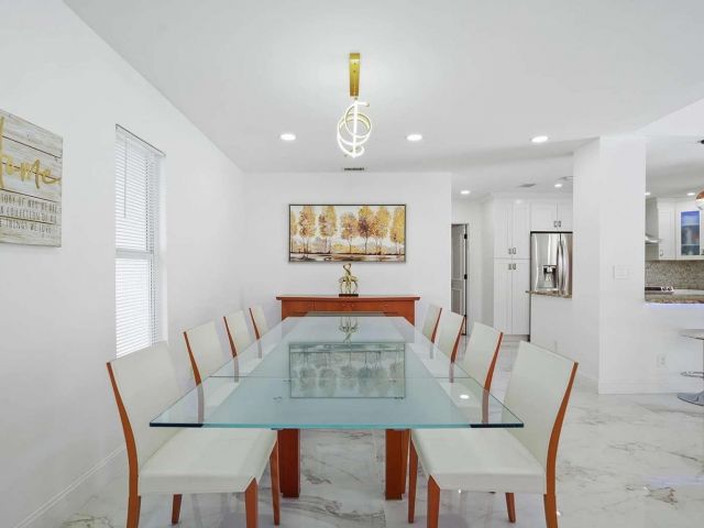 Продажа дома по адресу 21661 Sonoma Ct - фото 5969717