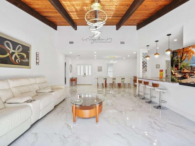 Продажа дома по адресу 21661 Sonoma Ct - фото 5969718