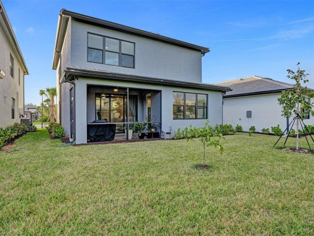 Продажа дома по адресу 4422 S Silverwood Ln - фото 5893396