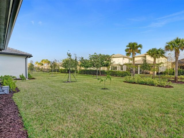 Продажа дома по адресу 4422 S Silverwood Ln - фото 5893397