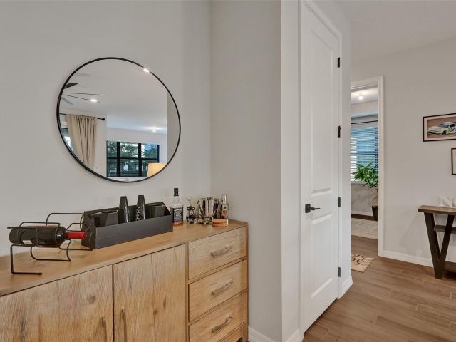 Продажа дома по адресу 4422 S Silverwood Ln - фото 5893403