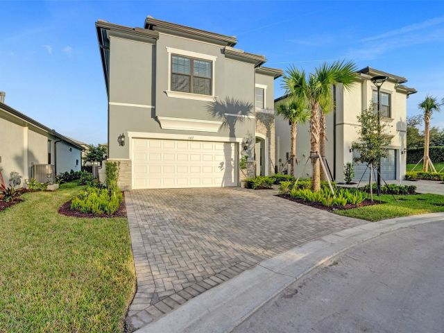 Продажа дома по адресу 4422 S Silverwood Ln - фото 5893408