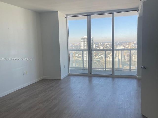 Квартира в аренду номер5207 - фото 5630391