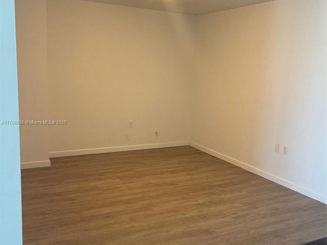 Квартира в аренду номер5207 - фото 5630392