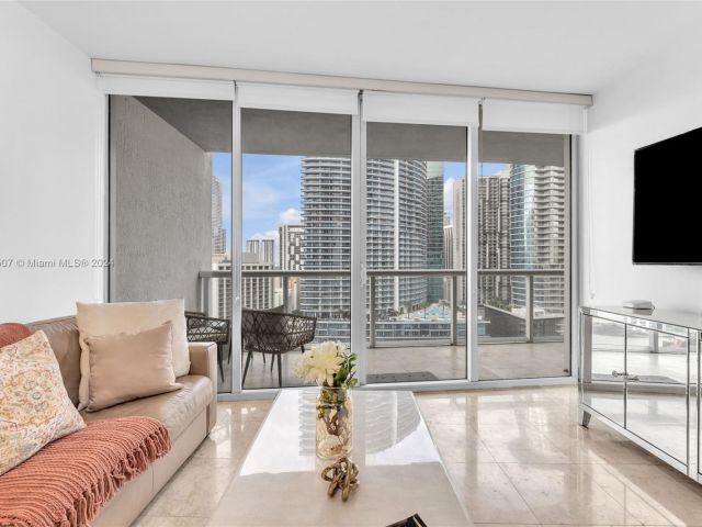 Продажа квартиры #2503 - фото 5717286