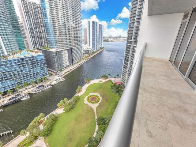 Продажа квартиры #2503 - фото 5717294