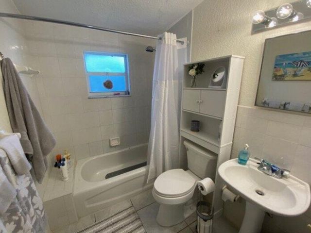 Продажа дома по адресу 621 NE 3rd Avenue - фото 5805354