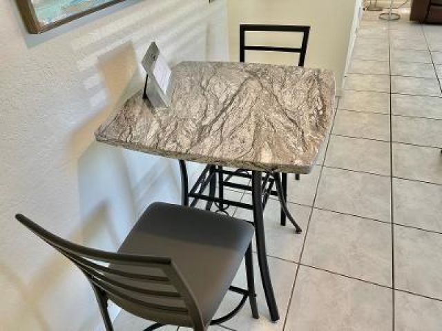 Продажа дома по адресу 621 NE 3rd Avenue - фото 5805359