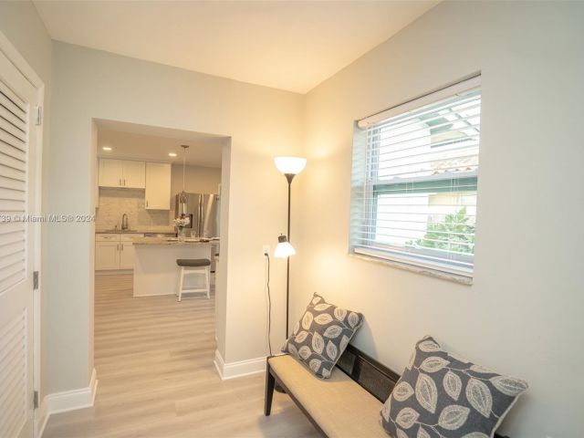 Продажа дома по адресу 2230 SW 60th Ct - фото 5813766