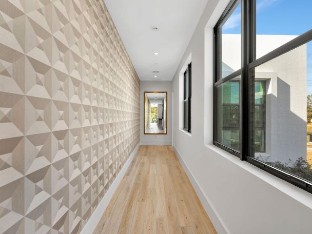 Дом в аренду по адресу 1901 Dock Street - фото 6513960