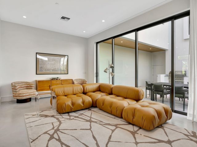 Дом в аренду по адресу 1901 Dock Street - фото 6513966