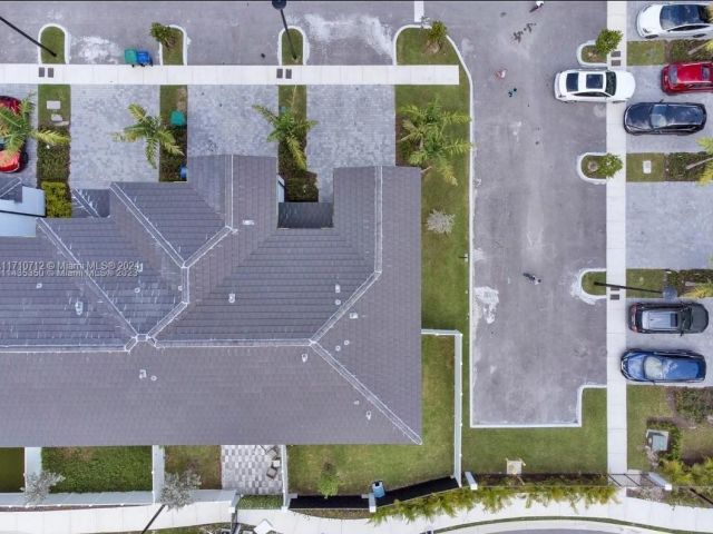 Продажа дома по адресу 20366 NW 4th Path 20366 - фото 5575977