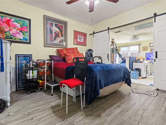 Продажа дома по адресу 2716 Polk St - фото 5874177