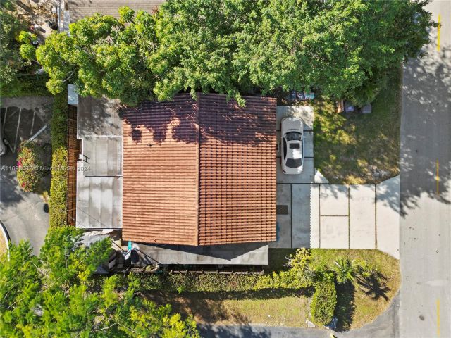 Продажа дома по адресу 2716 Polk St - фото 5874185