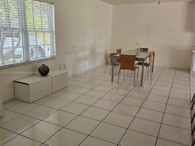 Продажа дома по адресу 14630 SW 148th Ct - фото 5741814