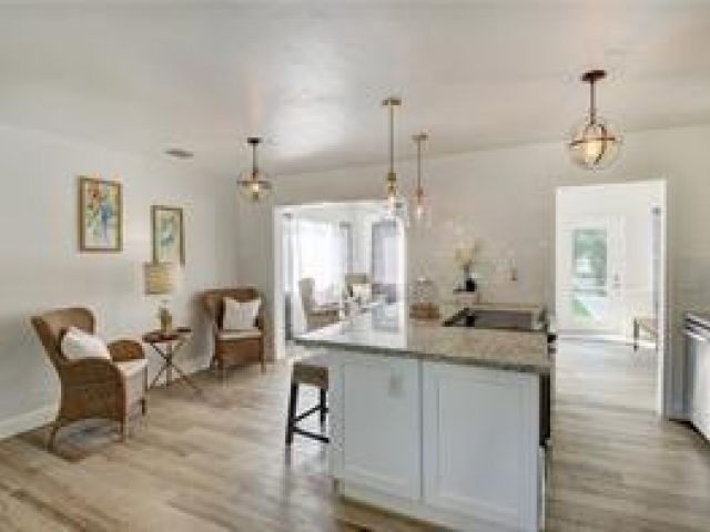 Дом в аренду по адресу 10 S Swinton Cir - фото 6058399